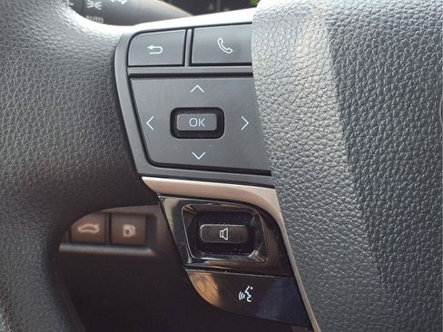 Used 2025 Toyota Camry LE FWD image 19