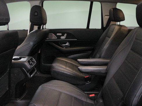 Used 2023 Mercedes-Benz GLS 450 4MATIC image 26