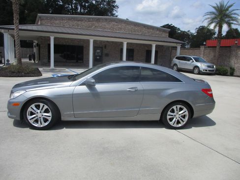 Used 2010 Mercedes-Benz E 350 Coupe image 13