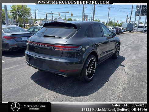 Used 2020 Porsche Macan AWD/4WD image 4