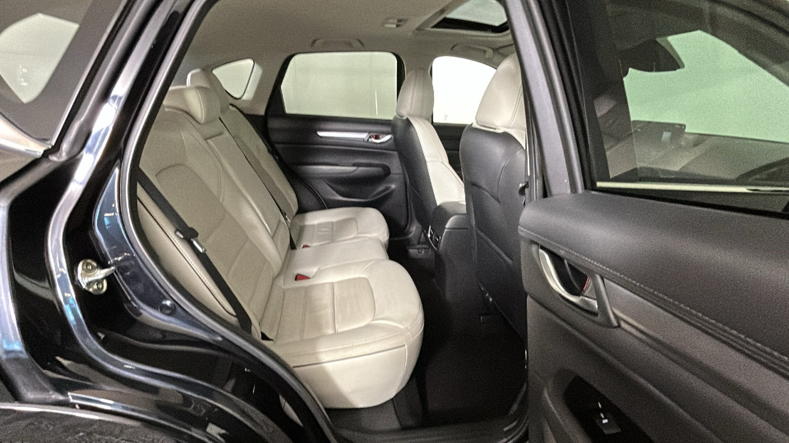 Used 2025 MAZDA CX-5 AWD 2.5 S w/ Preferred Package image 34
