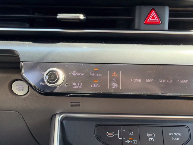 Certified 2026 Kia Carnival FWD image 22