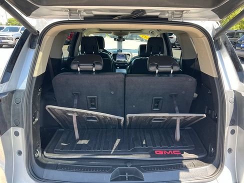 Used 2017 GMC Acadia Denali w/ Technology Package AWD/4WD image 28