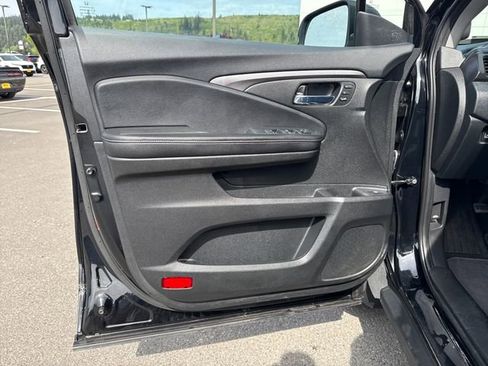 Used 2023 Honda Ridgeline RTL image 16