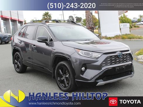 Certified 2021 Toyota RAV4 XSE w/ XSE Grade Weather Package AWD/4WD image 5