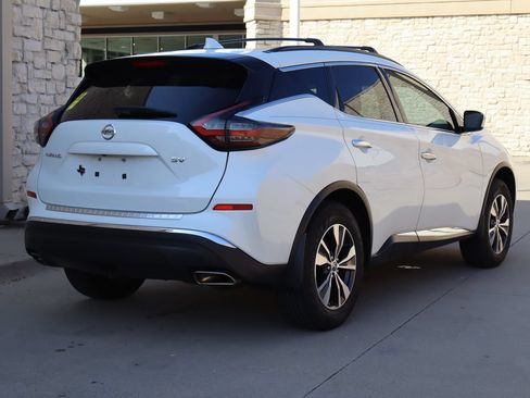 Used 2019 Nissan Murano SV FWD image 3