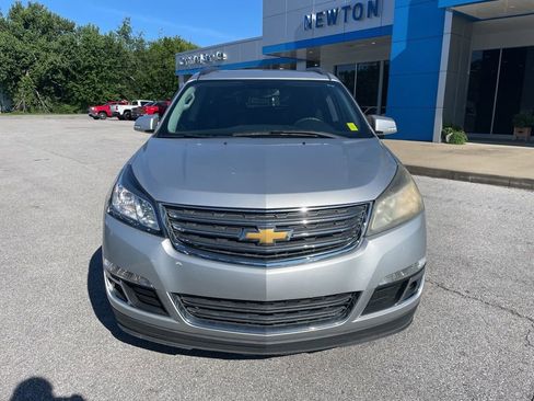 Used 2015 Chevrolet Traverse LT AWD/4WD image 2