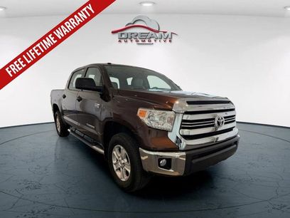 Used 2017 Toyota Tundra SR5 w/ SR5 Upgrade Package