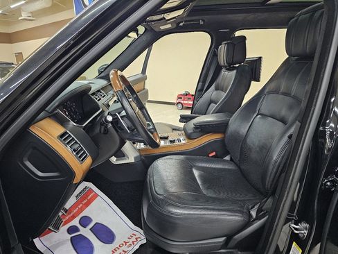 Used 2021 Land Rover Range Rover Long Wheelbase Autobiography image 17