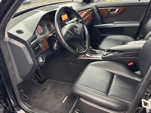 Used 2012 Mercedes-Benz GLK 350 4MATIC image 9