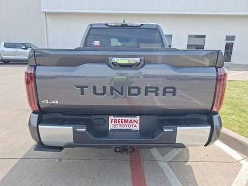 Used 2024 Toyota Tundra Limited AWD/4WD image 5
