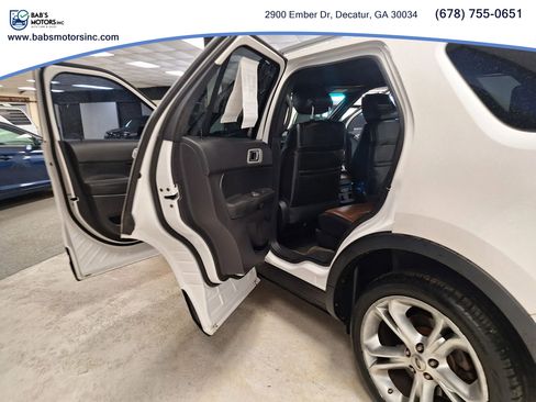 Used 2011 Ford Explorer Limited w/ 302A Rapid Spec Order Code FWD image 29