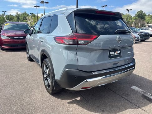 Used 2022 Nissan Rogue Platinum w/ Head-Up Display Package AWD/4WD image 13