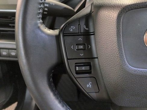 Used 2023 Toyota Prius LE FWD image 20