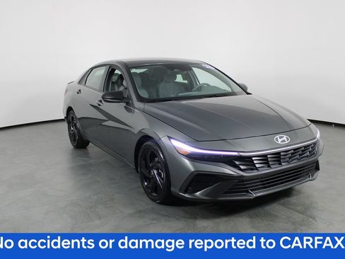 Used 2026 Hyundai Elantra Sport FWD image 5