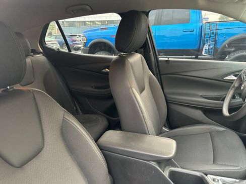 Used 2023 Buick Encore GX Select w/ Sport Touring Package FWD image 10