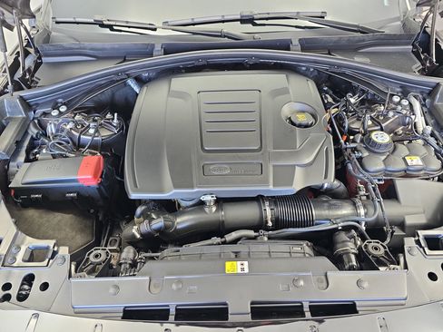 Used 2025 Land Rover Range Rover Velar Dynamic SE image 29