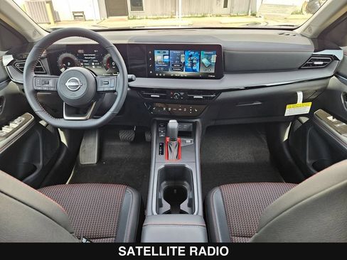 New 2026 Nissan Kicks SR FWD image 19
