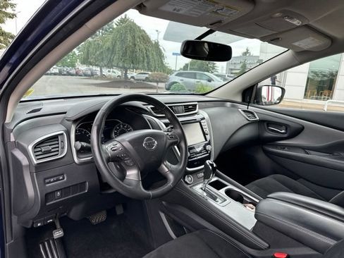 Used 2019 Nissan Murano SV AWD/4WD image 13