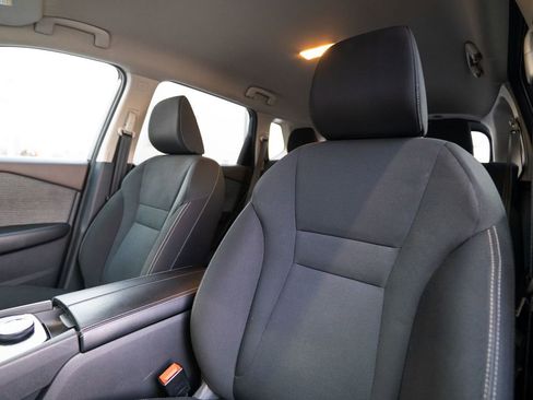 Used 2023 Nissan Rogue S image 14