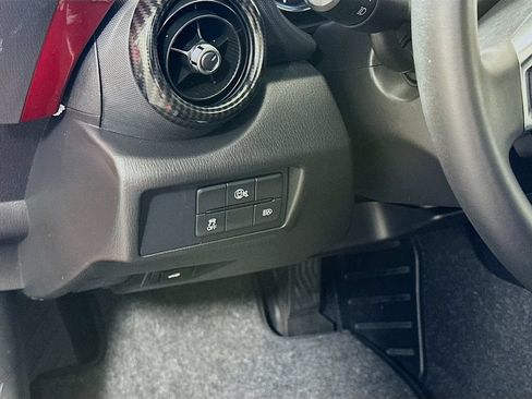 Used 2024 MAZDA MX-5 Miata RF Grand Touring RWD image 10