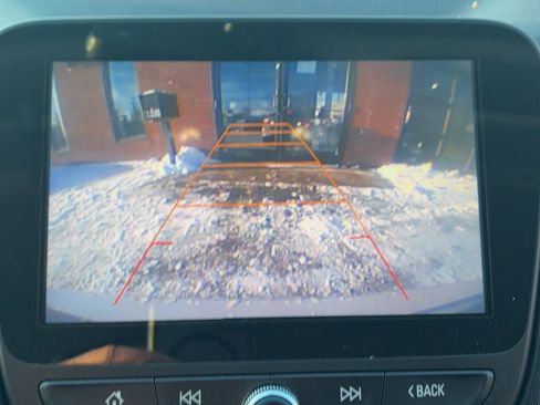 Used 2016 Chevrolet Malibu LT image 21