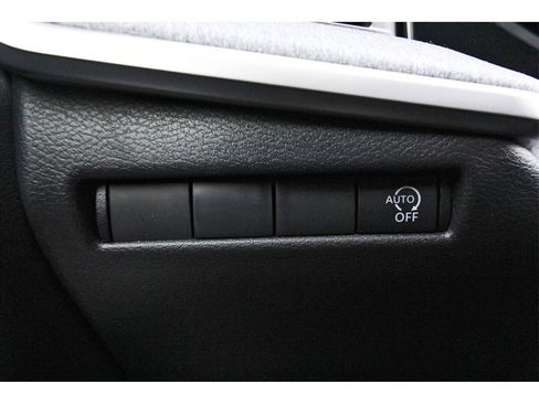 New 2026 Nissan Kicks SV image 14