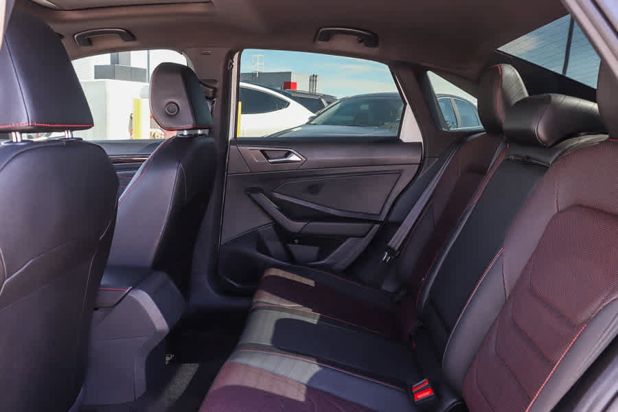 Used 2023 Volkswagen Jetta GLI Autobahn FWD image 17
