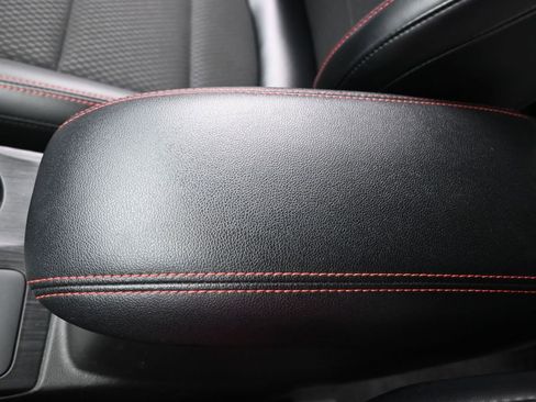 Used 2025 Ford Escape ST-Line image 37