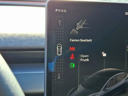 Used 2025 Tesla Model 3 Long Range image 18