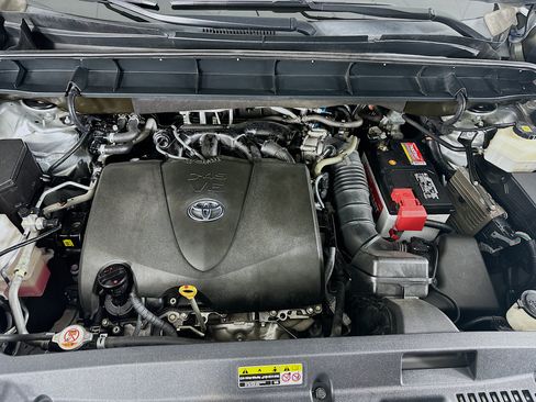 Used 2021 Toyota Highlander XSE AWD/4WD image 35