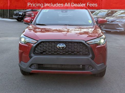 Certified 2022 Toyota Corolla Cross LE w/ Moonroof Package FWD image 10