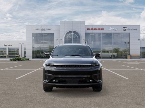 New 2025 Jeep Wagoneer S Launch Edition image 7