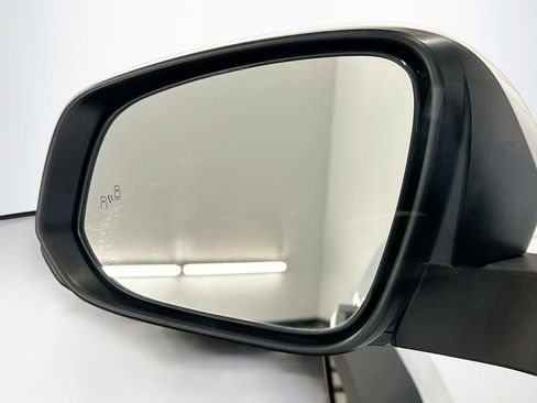Used 2025 Toyota Tacoma TRD Off-Road image 16