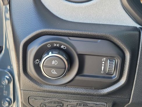 New 2026 Jeep Gladiator Sport AWD/4WD image 24