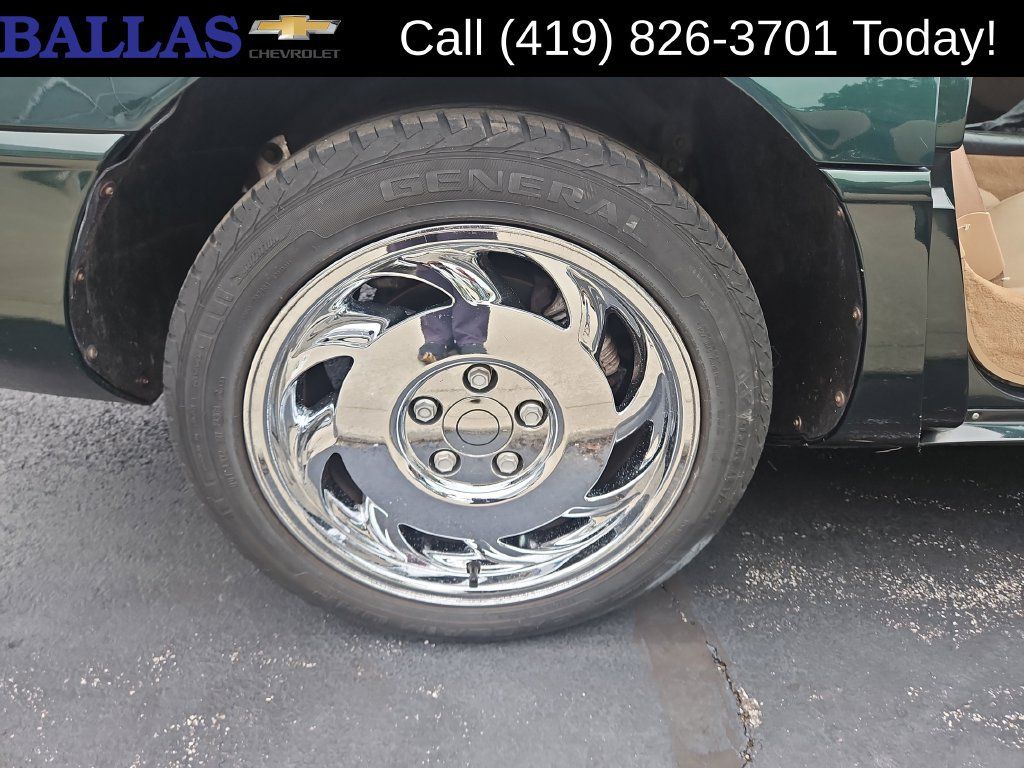 Used 1996 Chevrolet Corvette Coupe RWD image 31