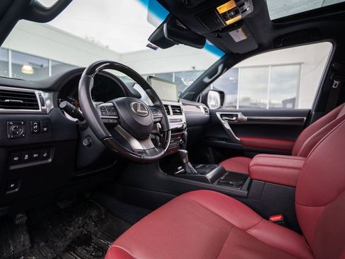 Used 2023 Lexus GX 460 Premium image 12