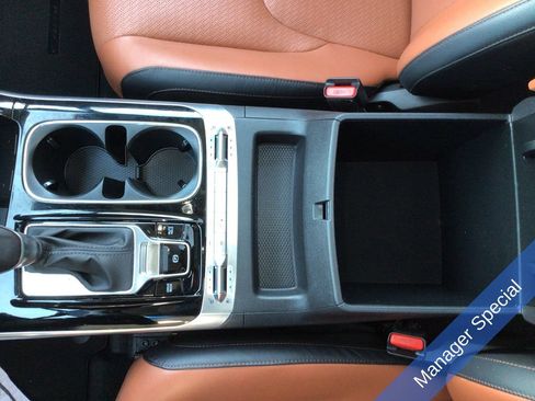 Used 2023 Kia Carnival SX Prestige FWD image 31