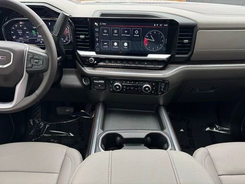 Used 2025 GMC Sierra 3500 SLT w/ SLT Premium Package image 2