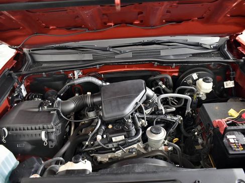 Used 2022 Toyota Tacoma SR5 image 37