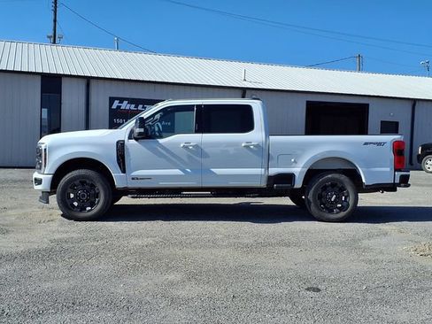 Used 2024 Ford F250 Lariat w/ Sport Appearance Package AWD/4WD image 16