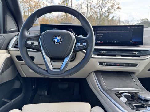 Used 2025 BMW X5 sDrive40i image 19