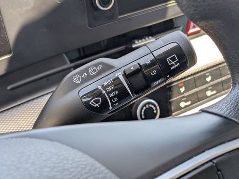 Used 2024 Kia Sportage LX FWD image 25
