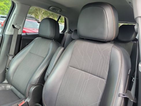 Used 2020 Chevrolet Trax LT w/ Driver Confidence Package image 17