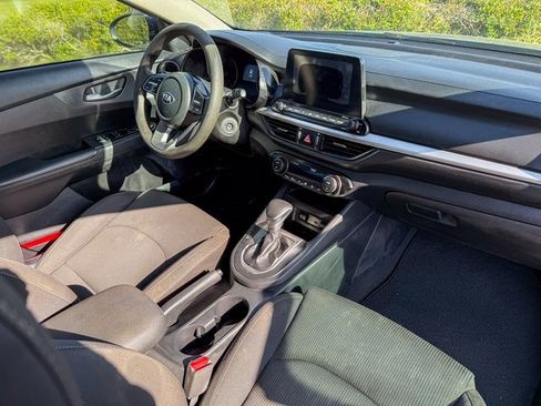 Used 2019 Kia Forte LXS image 15