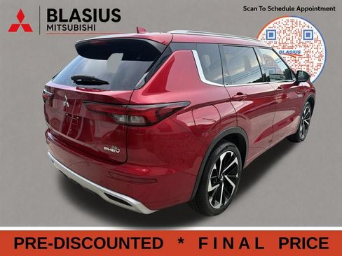 Used 2023 Mitsubishi Outlander SEL AWD/4WD image 8