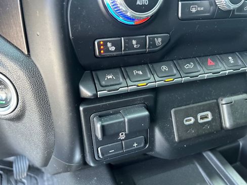 Used 2019 GMC Sierra 1500 AT4 w/ AT4 Premium Package image 26