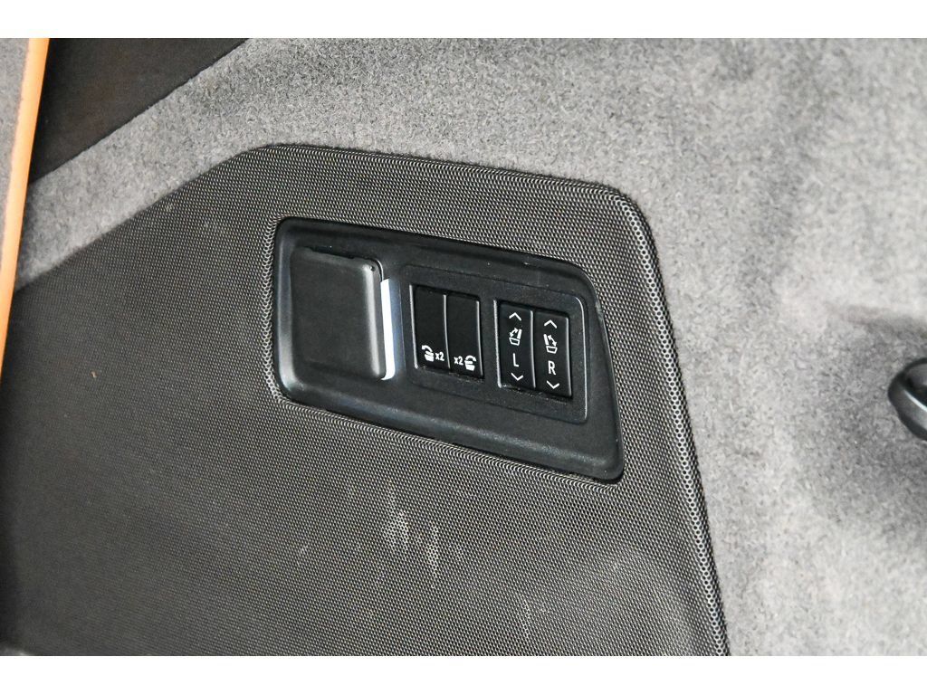 Used 2021 Cadillac Escalade Sport w/ Driver Assist Tech Package AWD/4WD image 66