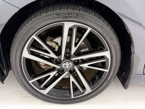 Used 2025 Toyota Camry XSE FWD image 7