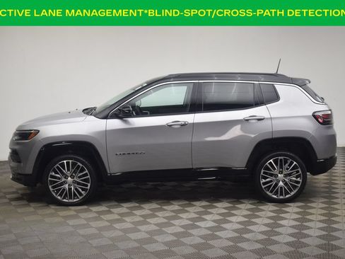 Used 2022 Jeep Compass Limited w/ Elite Group AWD/4WD image 13